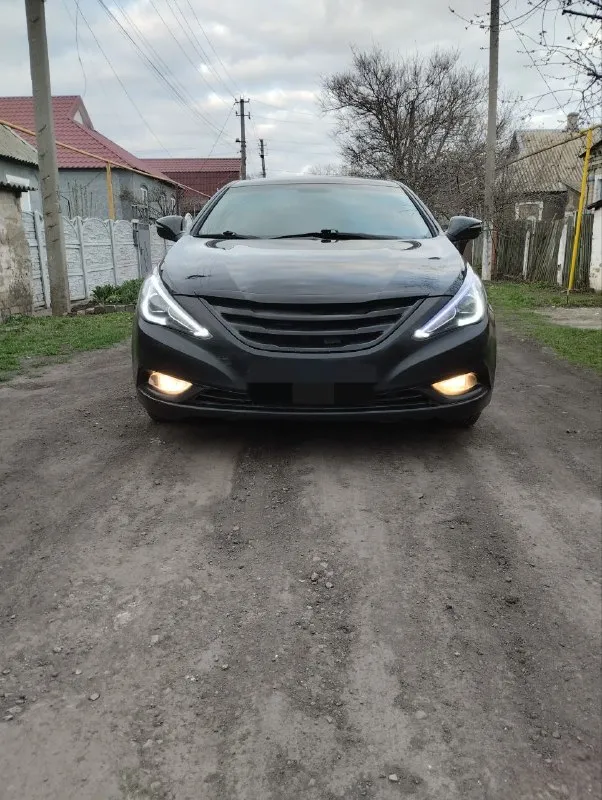 Продам хундай соната год 2011, мотор 2 литра, коробка автомат, пробег 307 тыс, состояние хорошее, цена 870000 торг срочно, после осмотра, , донецк кировский район 📞 звоните: +7(949)3648867 - фотография - 1