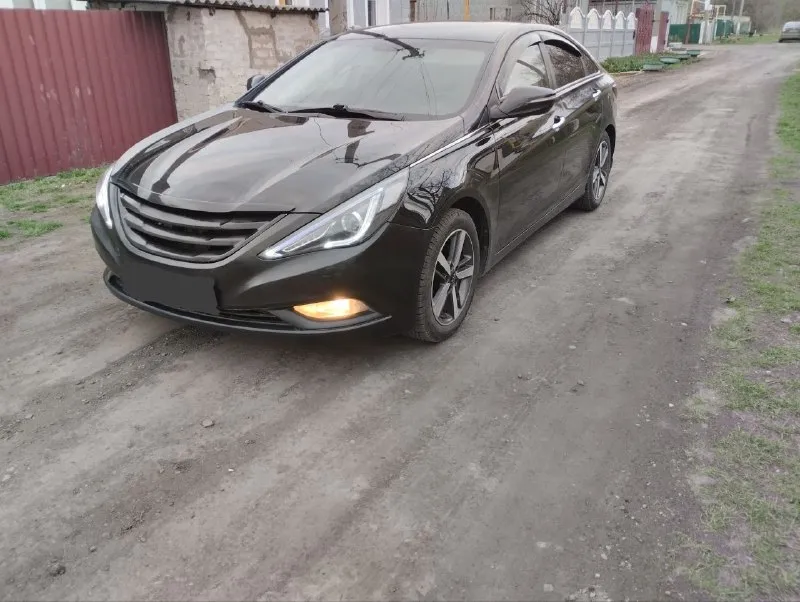 Продам хундай соната год 2011, мотор 2 литра, коробка автомат, пробег 307 тыс, состояние хорошее, цена 870000 торг срочно, после осмотра, , донецк кировский район 📞 звоните: +7(949)3648867 - фотография - 2