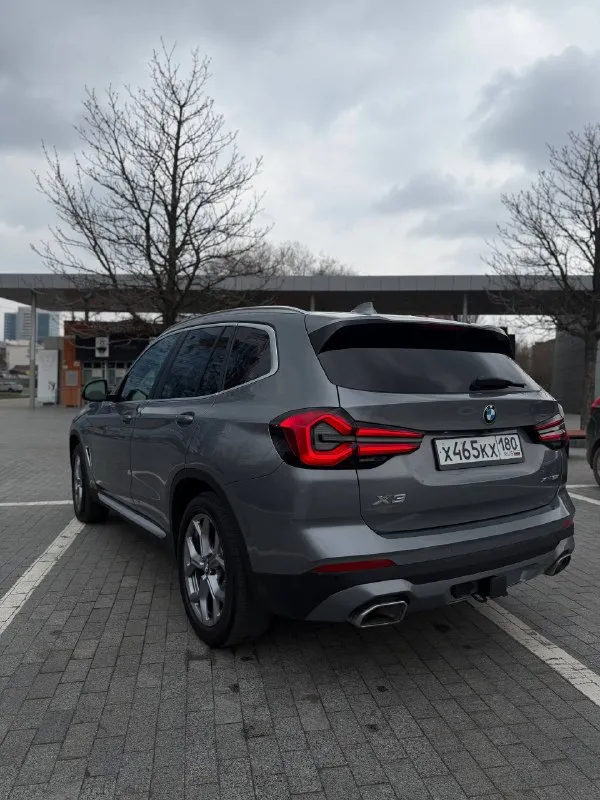 Bmw x3 рестайлинг 02/2023г мотор 2л, полный привод, 256 л. с! авто в отличном состоянии, без ограничений на переоформление! технически и визуально без нареканий, очень хорошая комплектация, авто находится в донецке, практически без пробега по рф vin:5ux53dp06p9r51057 цена 6🍋 торг у капота +79493106674 - фотография - 6