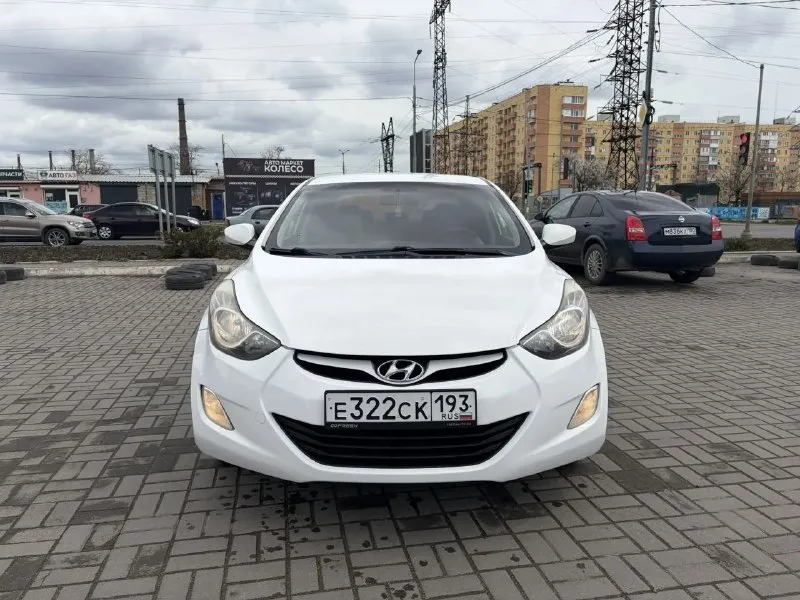Hyundai elantra 2012 avtomat пробег 234 тысячи. авто в хорошем состоянии без капитало вложений. мотор масло не расходует коробка не пиньется едет хорошо по кузову так же в хорошем состоянии кондиционер работает цена 980 тысяч рублей телефон 89942988885 находится в мариуполе - фотография - 1