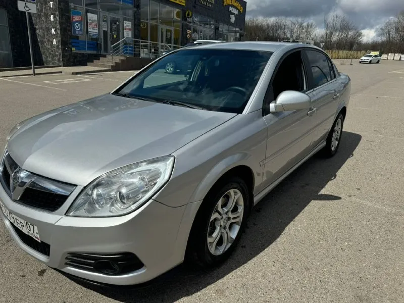 Opel vecrtra 2.0 turbo год 2006 коробка ручная механика 6 вперед едет бодро технически все в порядке без вложений пробег 262 тысячи кузов как на фото в хорошем состоянии цена 535 тысяч рублей 🔥 телефон +79496827780 находится в мариуполе - фотография - 4