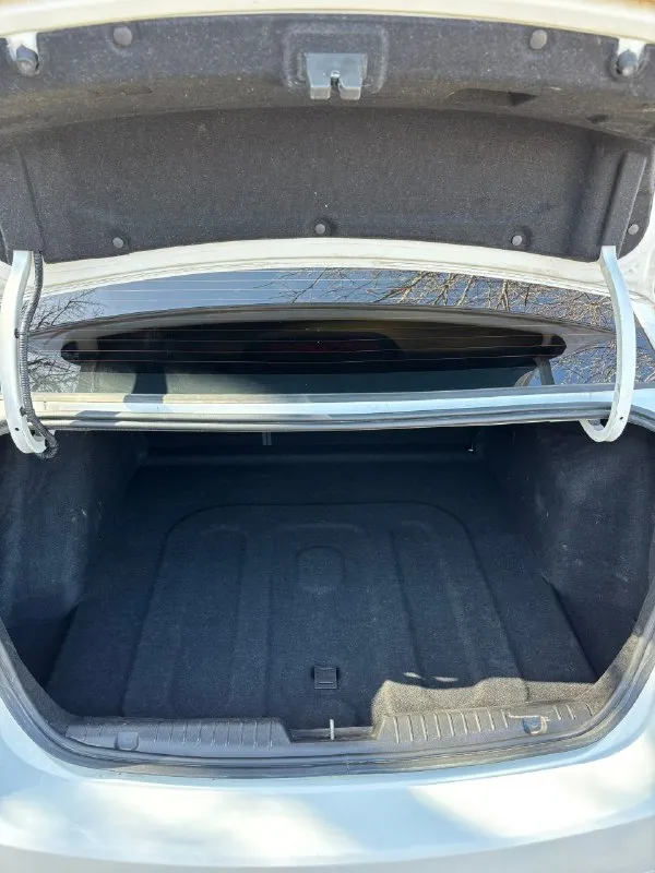 Продам chevrolet cruze 2009 года выпуска, мотор 1,6 механика, состояние автомобиля хорошее, подвеска без стуков и посторонних звуков, мотор и коробка без нареканий, хорошая комплектация. Цена 550000 телефон для связи +79496719196 - фотография - 7
