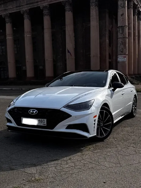 Макеевка, донецк ‼️ продаю личный автомобиль‼️ hyundai sonata ♦️год выпуска: 12/2020 ♦️комплектация: limited ♦️пробег: 88 тыс. км. ♦️объём 1.6turbo ♦️8ти ступенчатая акпп состояние: идеал как техническое, так и внешнее ‼️ комплектация: ⚪️ кожаный мультируль ⚪️ безключевой доступ ⚪️. .. лектроподогрев зеркал ⚪️ подогрев и вентиляция сидений ⚪️ подогрев руля ⚪️панорамная крыша с люком ⚪️красивый кожаный салон ⚪️подушки безопасности все на месте ⚪️электропривод и память сидений ➡️ салон прошёл полную глубокую хим. чистку ➡️ кузов покрыт керамикой автомобиль личный, не требует вложений от слова совсем, сел и поехал! цена: 2 🍋 650 тыс. руб. торг аргументированный при осмотре авто! 📲звоните: +79495243180 телеграмм на этот же номер - фотография - 1