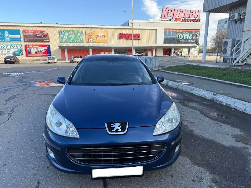 Peugeot 407, 2006 год 1.7 бензин на механике. родной пробег 250 700 км. 2 собственника. автомобиль в хорошем состоянии: кузов оцинкован, всего один косметический окрас, коррозии нет, стекла оригинальные, безопасность вся на месте. двигатель работает ровно, без посторонних шумов и ошибок. коробка передач переключается четко. комплектация: с климат-контролем, электростеклоподъемники, подогревы сидений, и др. пройден техосмотр, готов к постановке на учет в мрэо. цена: 400 000 руб. город: донецк. телефон: +7 949 371-08-26 (есть telegram) мах. по запросу вышлем полную презентацию автомобиля с замерами лакокрасочного покрытия. 📞 звоните: +7(949)3710826 - фотография - 3