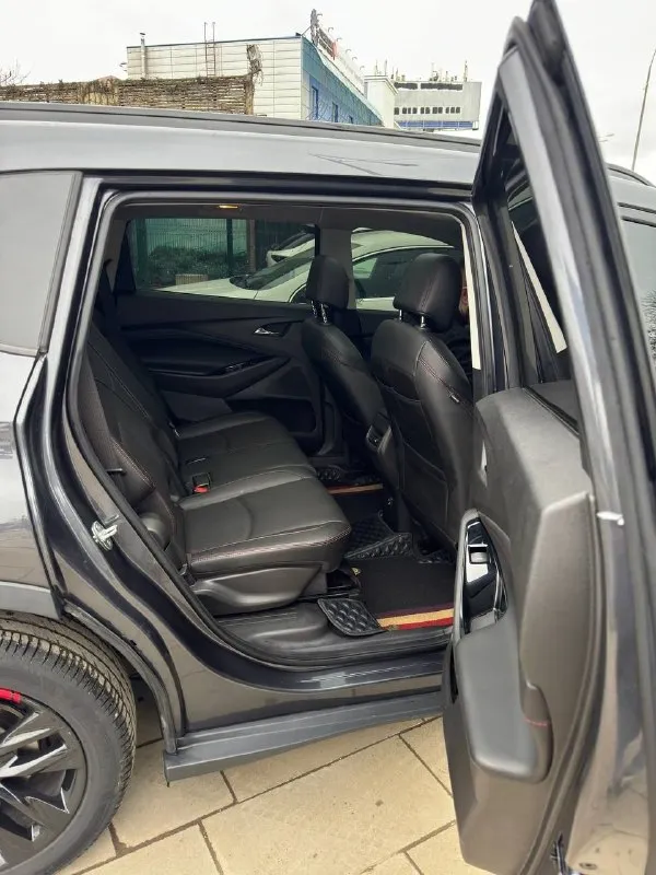 Шикарный семейный кроссвэн chevrolet orlando mild hybrid redline 530т 2022.
7 Мест. Пробег 26.000 км. 1.3turbo 163л. С. . В родном окрасе, без дтп. Климат, круиз, стабилизация, старт-стоп, лэд фары, электроручник, камера зв, панорама, люк, кожа, мультируль, хорошая мультимедиа.
Цена 1.830.000 руб.
89877819422 Евгений (телеграм, ватсап)
📞 Звоните: +7(987)7819422 - фотография - 5
