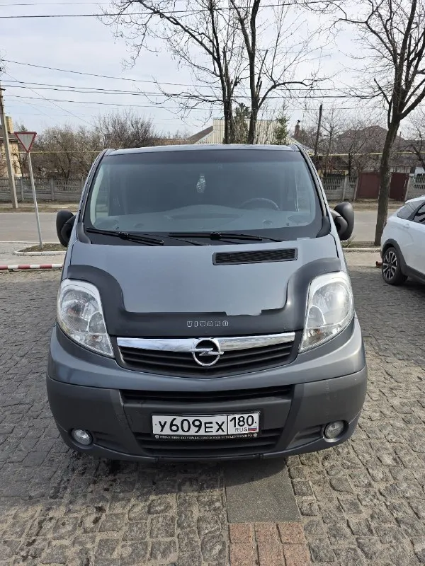 Продам opel виваро 2011год, двигатель 2.0 турбо дизель, пассажир 8+1,длинная база, пробег 520000км, машина в хорошем состояние, любые проверки на сто, подробности по телефону +79496177021,цена 2.1.торг. 📞 звоните: +7(949)6177021 - фотография - 1