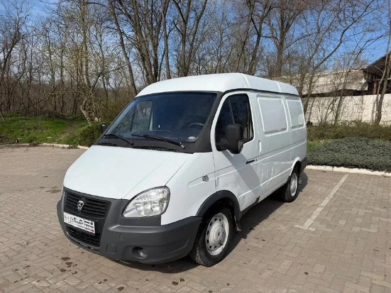 ☎️ +79490513975 продаю соболь 2752 в отличном состоянии! 2020 год, пробег 160т. км 100% оригинальный! 1 владелец по птс! грузов не возила! днище, рама, пороги в идеале, ржавчины нет! двигатель 2.7 эвотек, корейской разработки, масло не берет вообще, замена масла была 1500км назад, заводится с пол оборота, работает ровно, не дымит; кондиционер! гидроусилитель руля, эл. стеклоподьемники; свежая резина kumho; новый аккумулятор; 4 ключа; есть сервисная книга с отметками об обслуживании по сегодняшний день; машина обслужена до мелочей, делать ничего не нужно; пройден тех. осмотр, можно сразу ехать в мрэо на переоформление. полностью готова к работе, сел и поехал. 775т. руб. 📞 звоните: +7(949)0513975 - фотография - 2