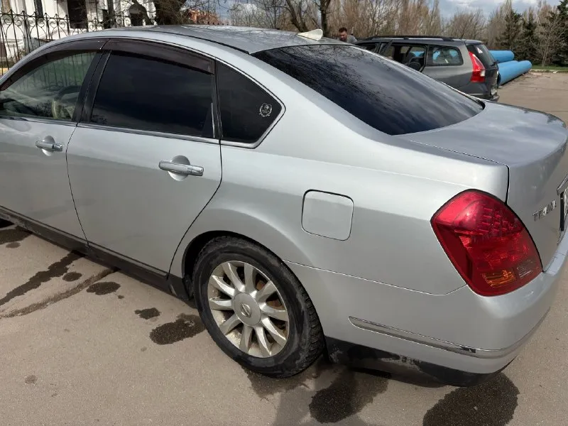 В продаже nissan теана j31 2007 г. 2.3 бензин (173 л. с), передний привод, четырёхступенчатая автоматическая коробка передач. заявленный пробег 72000км. по коробке, двигателю вопросов нет, кузов в хорошем состоянии, имеются вторичные окрасы. автомобиль японский, был перекинут руль с правой на левую сторону. осмотр в г. луганск. вопросы по +79592320900 (телеграм). в связи со срочностью продажи, цена 680 тыс. без торга! 📞 звоните: +7(959)2320900 - фотография - 3