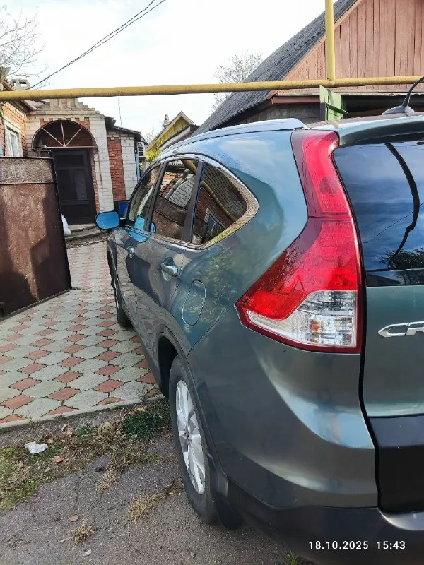 Автор: продам honda cr-v lv, 2012г. в. , пробег оригинальный 99т. , покупалась на аукционе в сша с незначительными повреждениями, объем двс 2.4л. 190л. с. два комплекта колес, зима на штампах. владею автомобилем с 2021года, один владелец в рф. заменены, все жидкости, всё оригинал. делать ничего не нужно. цена 1.8 🍋. авто находится в енакиево. вопросы по +79493995010.. !!!наш телеграм канал [ бесплатное размещение за репост!!! правила сообщества [ мы в мах [ [ 📞 звоните: +7(949)3995010 - фотография - 4