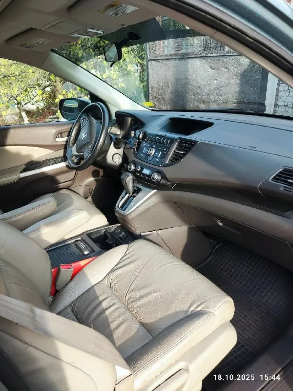 Автор: продам honda cr-v lv, 2012г. в. , пробег оригинальный 99т. , покупалась на аукционе в сша с незначительными повреждениями, объем двс 2.4л. 190л. с. два комплекта колес, зима на штампах. владею автомобилем с 2021года, один владелец в рф. заменены, все жидкости, всё оригинал. делать ничего не нужно. цена 1.8 🍋. авто находится в енакиево. вопросы по +79493995010.. !!!наш телеграм канал [ бесплатное размещение за репост!!! правила сообщества [ мы в мах [ [ 📞 звоните: +7(949)3995010 - фотография - 7