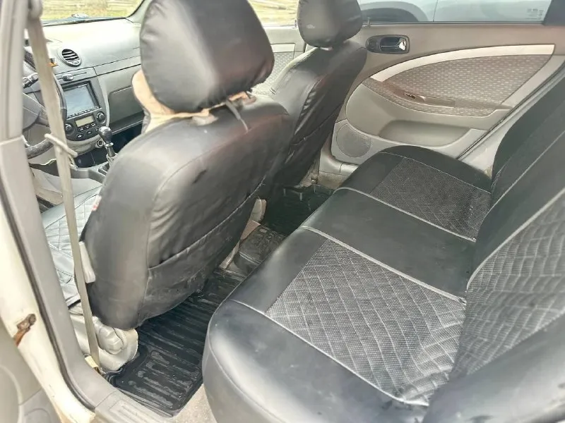 Продам срочно! Chevrolet lacetti 2004 мт 1.6. Сел и поехал! Полное переоформление! ✅ хороший живой автомобиль! Не бита! Зеленая автотека! ✅ автомобиль полностью обслужен, техника без вопросов. Ходовая мячик машина не гнилая, днище в хорошем состоянии. Жизненные коцки по лкп. Мотор и коробка в идеальном состоянии. Ходовка в хорошем состоянии. Кондиционер, abs airbag, музыка, гур, 4 стекло подъемника и т. Д машина на 180 регионе, кристально чистая! Цена: 430 тыс. Торг! Номер телефона: +79493403832 по всем вопросам звоните.
📞 Звоните: +7(949)3403832 - фотография - 5
