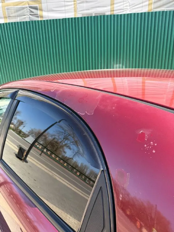 Продам chevrolet lacetti (хэтчбек).
Собственник, владею авто 3.5 года.
1.6 Мотор, 109 л. С. , механика, 2007 год, 228000 пробег.
Комплектация: гур, abs, кондиционер, 4 стеклоподъемника, центральный замок, подогрев боковых зеркал.
Доустановлены: сигнализация, доводчики всех стекол, диодные противотуманки, сенсорная магнитола, камера заднего вида, легкосплавные. Также перешит руль и рычаг кпп, салон в чехлах с первого дня владения, зашумлены капот и передние арки.
По технике нареканий нет. Все работает ровно, то проводилось вовремя (последнее то 222500, следующее на 230000), замена масла каждые 7-8 тыс. Заменено из основного: радиатор, лобовое стекло, передние амортизаторы в сборе, масло в коробке, в остальном по мелочи.
По кузову есть нюансы, нужно заниматься.
Цена – 400 000 без торга.
+7 949 429 59 98, Г. Донецк.

📞 Звоните: +7(949)4295998 - фотография - 8