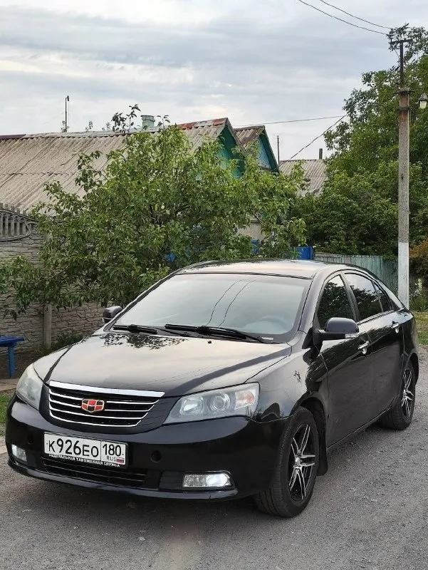 Продам geely emgrand 7 2013 года один собственник по птс мотор 1.8 установлен газ евро 4 (вписан в птс) хорошая комплектация, датчик света, климат контроль, подогрев зеркал, электрорегулировка зеркал, бортовой компьютер, четыре стеклоподъёмника с единым блоком управления, автоматический центральный замок, дооснащенная хорошая акустика и так далее технически в хорошем состоянии, обслужена, ходовая новая, замена масла каждые 5-6 тысяч два комплекта колес на резине, родные r15 зима (резина новая, покажу чек), лето r16 цена 630 тысяч осмотр торез-енакиево-донецк по договоренности звонить по номеру +79494258837 📞 звоните: +7(949)4258837 - фотография - 2