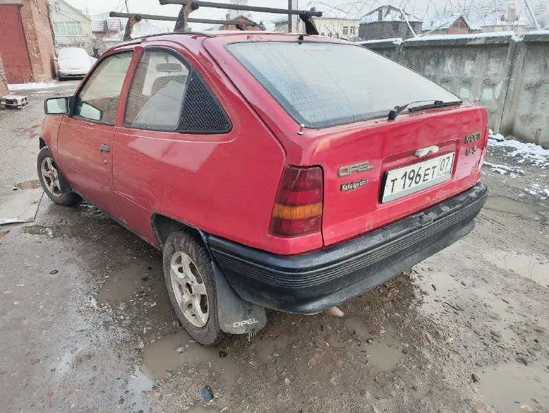 Opel кадет 1.3 купе 1985 год. рассрочки не интересны. на полном ходу. документы чистые. на учёте. нужно разбираться с печкой (моторчик умер) 95000 руб. +7 949 318-44-84 +79493384122 📞 звоните: +7(949)3184484 - фотография - 5