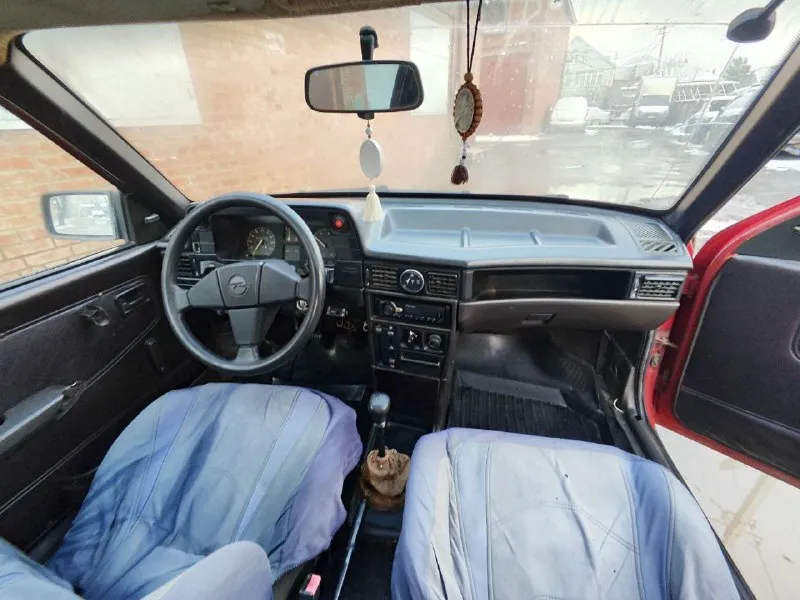 Opel кадет 1.3 купе 1985 год. рассрочки не интересны. на полном ходу. документы чистые. на учёте. нужно разбираться с печкой (моторчик умер) 95000 руб. +7 949 318-44-84 +79493384122 📞 звоните: +7(949)3184484 - фотография - 8