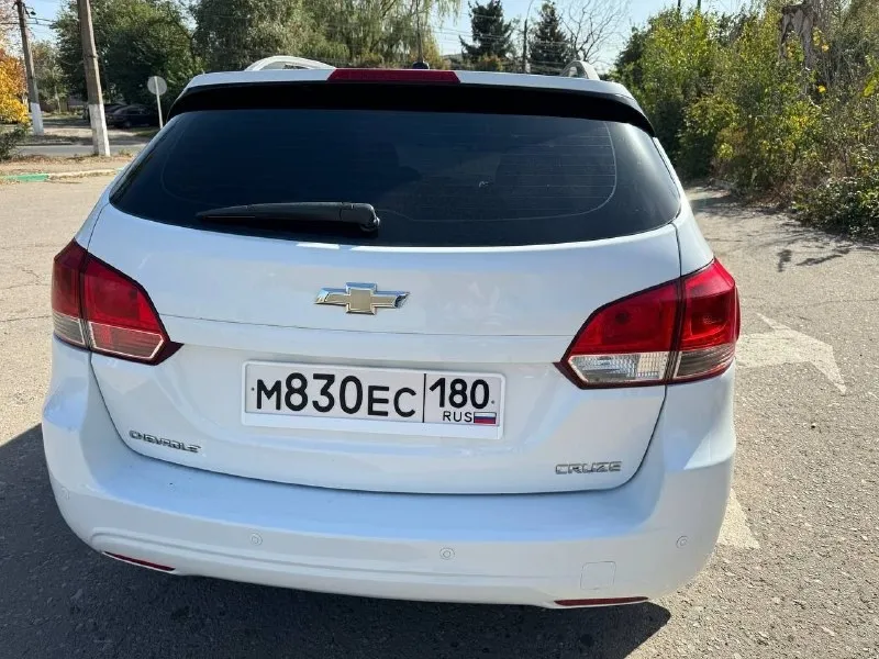 Продам chevrolet круз 2014 года мотор 1.6 с пробегом 268т. Км.  , в отличном состоянии.
Кузов в отличном состоянии, мотор и коробка тоже. Из последнего: замена всех четырёх стоек, передних рычагов и тормозных дисков, также недавно менялась помпа и термостат.   Автомобиль полностью обслужен и не требует вложений от слова совсем, стоит хорошая летняя резина, дорогие и качественные линзы, свет как днем с четкой световой линиеей. Стоит газ пропан, газ обслужен 5 т. Км.   Назад менялся редуктор и все фильтра. Стоит сигнализация стралайн с автозапуском. Вообщем машина семейная, полностью обслужена, не требует никаких вложений. Цена 740 + торг у капота
+79495175832 - Никита
📲 Tg: @karinaolegovna24
📞 Звоните: +7(949)5175832 - фотография - 3