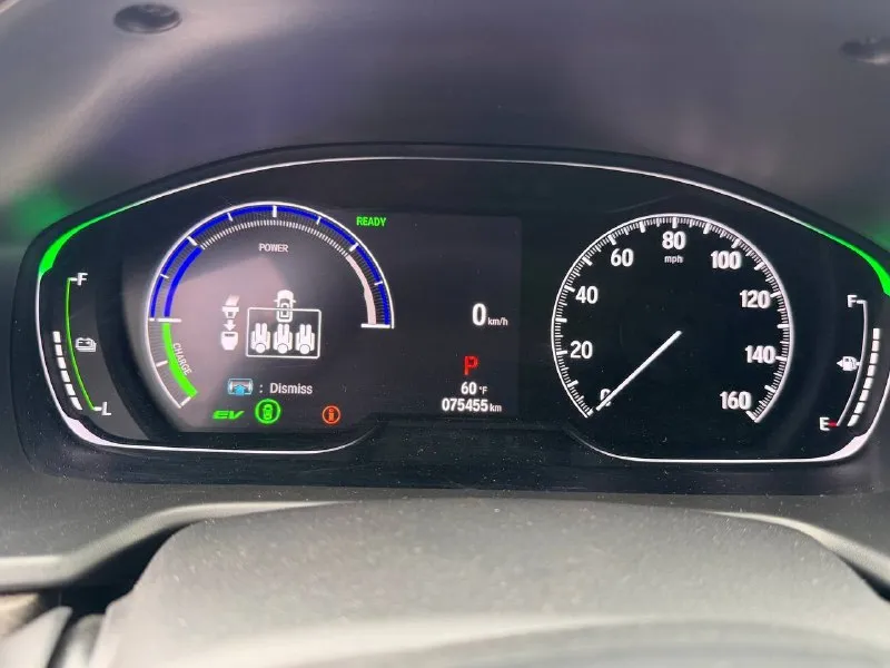Honda accord hybrid touring -машина 2021г -объём двигателя: 2.0л -пробег :75.000км -тип двигателя: гибрид -коробка передач: автомат -привод: передний -люк -камера заднего вида - подогрев руля -подогрев боковых зеркал - подогрев/вентиляция сидений - цифровая панель приборов - датчик дождя - датчик света - активный круиз-контрол - датчики мёртвых зон - контроль пешеходов при движении задним ходом -беспроводная зарядка -электрорегулировка сидений -память сидений -проекция на лобовое стекло вин: 1hgcv3f99ma018844 💲цена: 3.100.000руб. ☎телефон: +7(949)326-93-73 - фотография - 5