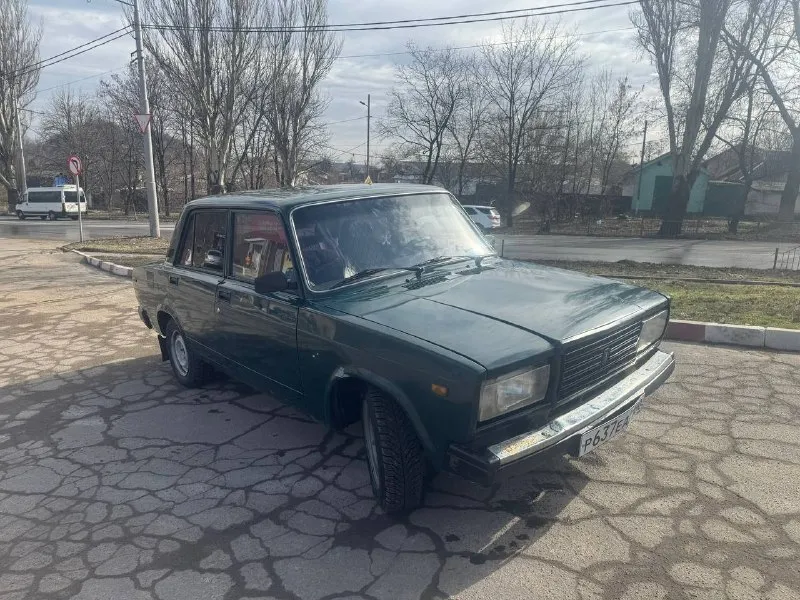 Продаю 2107 2007 выпуска в идеальном состоянии. пробег 225. передняя подвеска перебранная пороги переваренные. без вложений! без запретов и арестов! все доки на руках. сел-поехал! срочная продажа!!! 50.000‼️ приехали забрали ! @pavel_sergeevich1988 +79496381368 📲 tg: @pavel_sergeevich1988 📞 звоните: +7(949)6381368 - фотография - 2