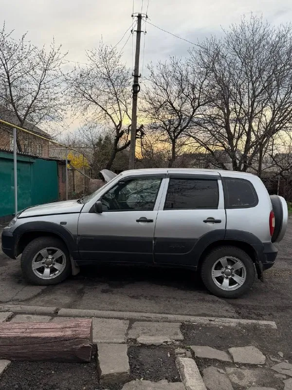 Продам нива chevrolet 2008 года не бита, состояние хорошее бензин/газ цена 450 тысяч или обмен на уаз бортовой или газель бортовую вся информация по телефону феникс +7 (949) 741-06-72 миранда +79490362366 📲 tg: @beii_douuu 📞 звоните: +7(949)7410672 - фотография - 2