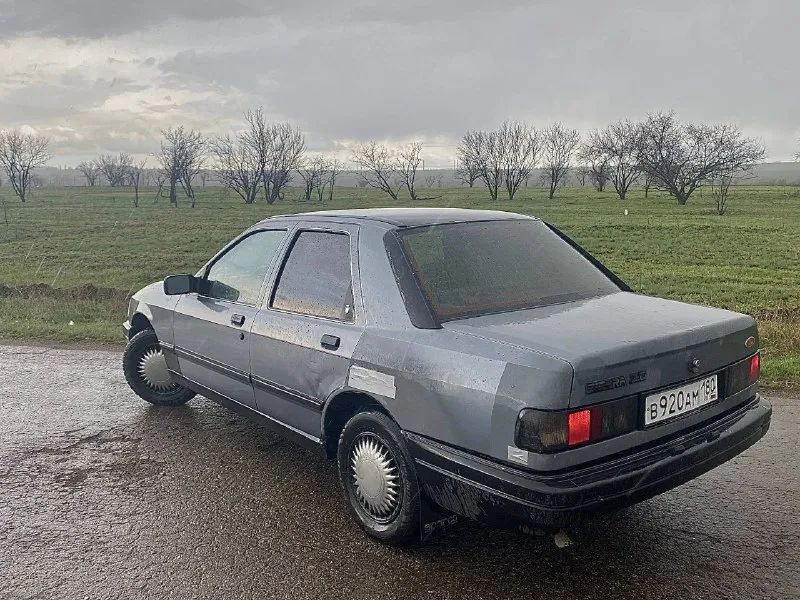 Продам ford sierra 1987 г. 2.0 карбюратор — мотор работает ровно, не дымит, масло не ест, карбюратор настроен. двигатель и подвеска без вложений. полностью на ходу, готова к повседневной езде. по кузову возрастные нюансы, которые устранились, но не покрасились, загрунтованы. по остальным вопросам звоните: +7 (949) 445-33-81 +7 (949) 358-79-48 цена: 120 000 ₽ 📲 tg: @alexkstvr 📞 звоните: +7(949)4453381 - фотография - 4