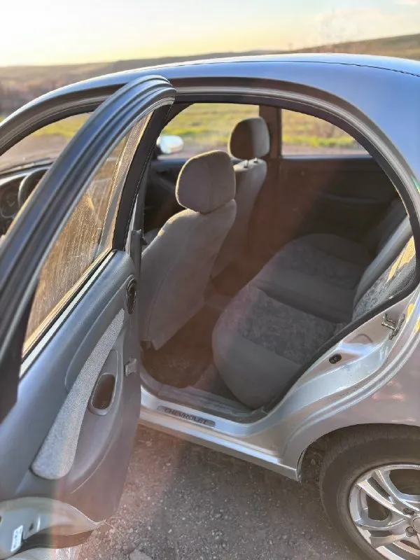‼️Продам chevrolet lanos‼️ 2006 год пробег 277.000 двигатель 1.5 гур кондиционер эсп 2 передних сел поехал, поршневые кольца были заменены 20 тысяч назад гбц откапиталена 1000 км назад, полностью обслужена заменены все жидкости, масляный фильтр. Новый полный комлеект грм с помпой. Новый стартер. Новые тормозные колодки в круг, троса ручника, тормозные цилиндры. Спереди заменены наружные шрусы, шаровые, стойки стабилизатора, сайлентблоки передних рычагов. Салон опрятный. Цена 320.000 торг осмотр г. Амвросиевка +79494095639 тг этот же номер или лс
📞 Звоните: +7(949)4095639 - фотография - 7