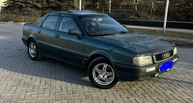 Продам свой авто audi 80 б4 2.0 бенз 1992 ₽200.000 торг переоформление без проблем, 180 регион механика, передний привод, гур, абс, люк 2 комплекта резины (зимняя на штампах) опрятный салон, большой багажник на ходу каждый день +79493640285 донецк 📞 звоните: +7(949)3640285 - фотография - 1