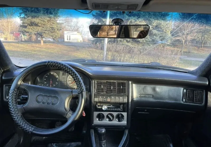 Продам свой авто audi 80 б4 2.0 бенз 1992 ₽200.000 торг переоформление без проблем, 180 регион механика, передний привод, гур, абс, люк 2 комплекта резины (зимняя на штампах) опрятный салон, большой багажник на ходу каждый день +79493640285 донецк 📞 звоните: +7(949)3640285 - фотография - 4