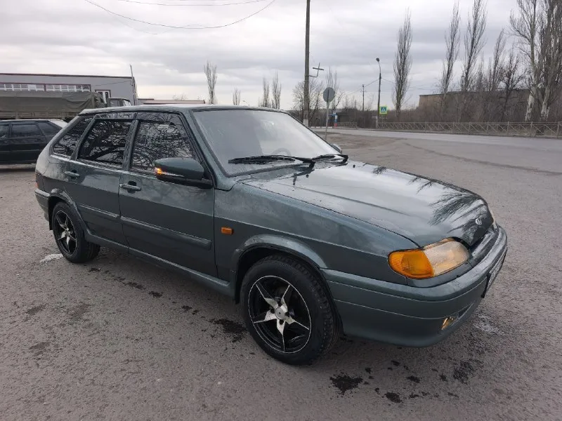 Продам ваз 2114 2012г. 1.6л бензин кпп механика пробег 148 тыс. км (родной) ☎ +7949-634-22-65 автомобиль в отличном состоянии, вложений не требует. двигатель, коробка, ходовка, электрика все работает штатно. на кузове ни одного рыжика, вид шикарный. чистый опрятный салон. хорошая вибро-шумо изоляция в круг. черный потолок. 🎵 музыка: рупора и усилок pride, саб aria, процессорная магнитола pioneer. поет шикарно. хорошие шины r15 на красивых литых дисках. 💰🔥цена: 350 тыс. руб. осмотр г. торез, снежное, шахтерск. тел. : ☎ +7949-634-22-65 ☎ +7989-624-20-81 алексей. (если не доступен телефон, есть telegram номер тот же). 📞 звоните: +7(949)6342265 - фотография - 2