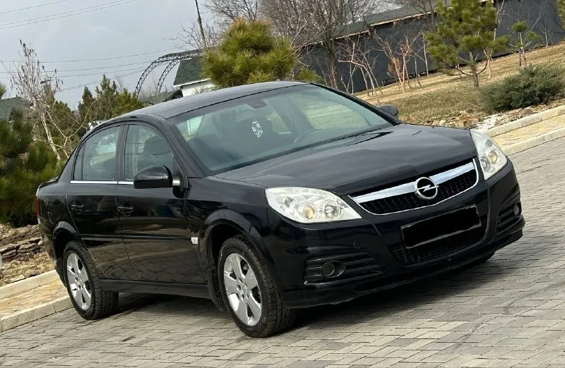 Opel вектра с год выпуска 2008 пробег 173.000тысячи автомобиль в отличном состоянии 1.8 работает ровно не дымит! масло не ест! коробка без каких либо посторонних звуков ходовая вся обслужена! в общем автомобиль обслужен и вложений не требует! отличная комплектация есть все для комфортного пользования раздельный климат контроль круиз контроль полный электро пакет 4 стеклоподъёмника электро регулировка зеркал подогрев сидений и т. д с документами полный порядок автомобиль на местном учёте переоформление без проблем, продажа по дкп либо через мрэо цена 575.000₽ торг также возможен обмен на авто дешевле остальные вопросы по телефону +79490843898 +79494779395 телега 📲 tg: петр 📞 звоните: +7(949)0843898 - фотография - 2