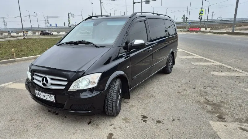 Всем доброго времени суток! автомобиль в отличном состоянии, самый надёжный двигатель в своей линейке 3.0 ом642 акпп. два комплектарезины на дисках, машина полностью обслужена и ни каких вложений не требует. 2 ключа. все интересующие вопросы по телефону! +79492970735 цена 2.2🍋 📞 звоните: +7(949)2970735 - фотография - 1