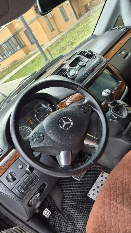 Всем доброго времени суток! автомобиль в отличном состоянии, самый надёжный двигатель в своей линейке 3.0 ом642 акпп. два комплектарезины на дисках, машина полностью обслужена и ни каких вложений не требует. 2 ключа. все интересующие вопросы по телефону! +79492970735 цена 2.2🍋 📞 звоните: +7(949)2970735 - фотография - 3