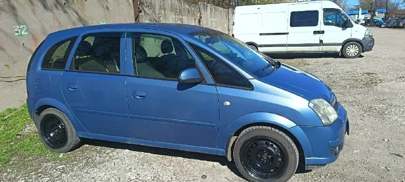 Продам минивэн opel meriva 2007 кондиционер мультируль подогрев сидений эл стеклоподъемники резина зима и лето я собственник 430000 торг будет +79494691737 📞 звоните: +7(949)4691737 - фотография - 3
