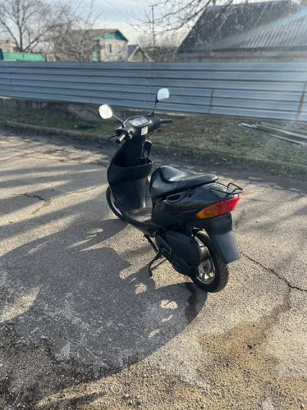 Продам -скутер suzuki let’s 2 состояние - отличное, вложений не требует. -скутер обслужен, сел-поехал. цена: 55:000руб торг находится в пгт. донское возле волновахи. возможна доставка. +79490371479 📲 tg: @zzzzzzzzzzzzxzd 📞 звоните: +7(949)0371479 - фотография - 4