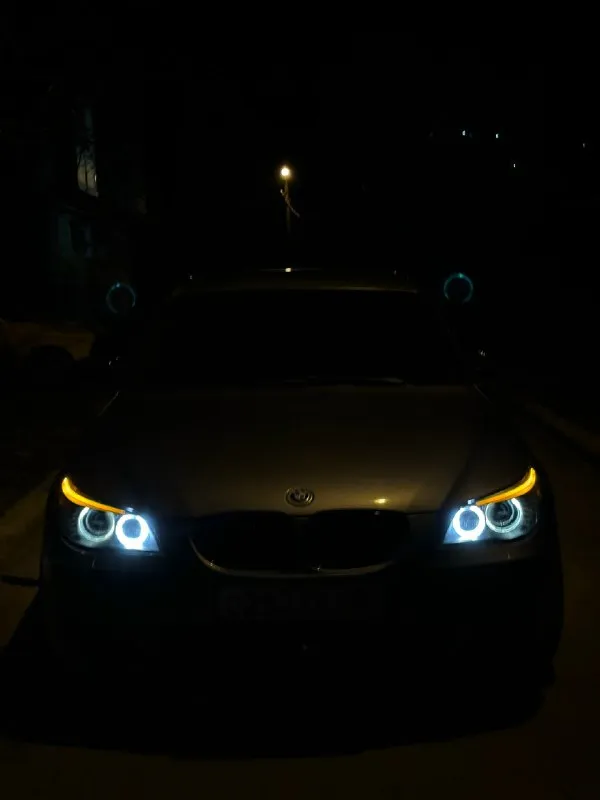 Продаю bmw е60 рест 2008 г. в. мотор n52b30 (контрактный, документы отдам) кузов очень живой, варить/красить ничего не нужно два комплекта резины (зима r17, лето r19) салон на 4 из 5, все работает и двигается, довольно хорошая комплектация в общем, приедете смотреть и все увидите из минусов - не работает полный привод. звоните, все расскажу цена: 1.2 🍋 и торг хорошим людям оформим конечно +79498521885 📞 звоните: +7(949)8521885 - фотография - 1