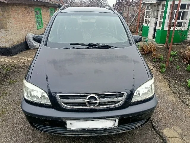 Продам opel зафиру а 2003г. 1.6 бензин. пробег 209000км. в нормальном состоянии. 350000р. +79493790569 📞 звоните: +7(949)3790569 - фотография - 1