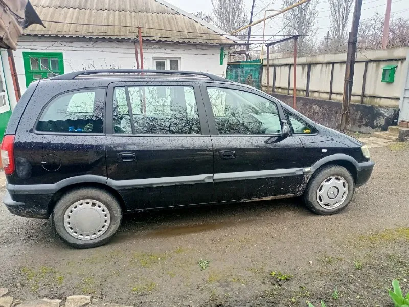 Продам opel зафиру а 2003г. 1.6 бензин. пробег 209000км. в нормальном состоянии. 350000р. +79493790569 📞 звоните: +7(949)3790569 - фотография - 2