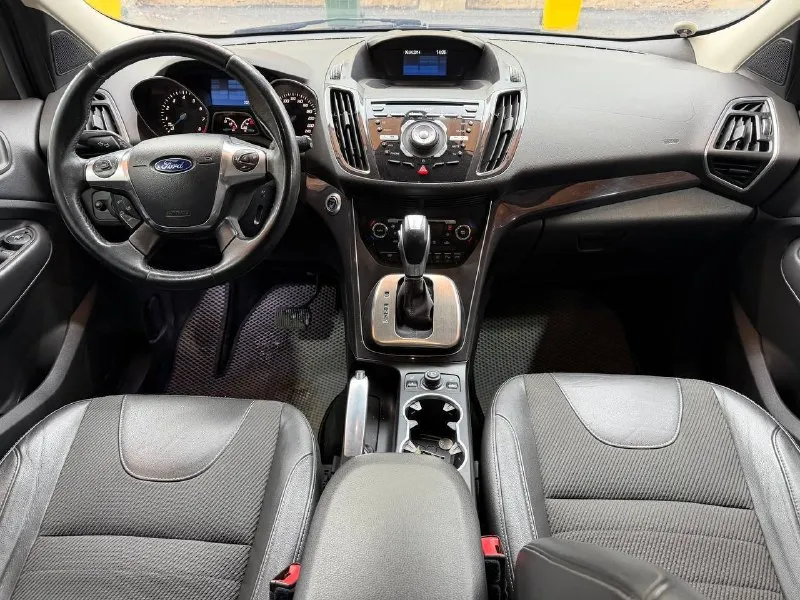 Номер телефона +79493330955 продам ford kuga awd ✅ 2014 год ✅ 1.6 бензин ⛽️ ✅ автомат ✅ оригинальный пробег-202 тыс км ✅ полный привод ✅ без дтп ✅ весь в родной краске ✅ без окрасов ✅ обслужен ✅ все заводские стёкла ✅🔥 ✅ ксенон ✅ авто свет 💡 ✅ парктроники перед и зад ✅ авто парковщик ✅ электропривод багажника ✅ новая зимняя резина ✅ полностью обслужена ✅ никаких вложений ✅ без гнили и ржавчины ✅ telegram - фотография - 4