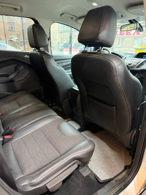 Номер телефона +79493330955 продам ford kuga awd ✅ 2014 год ✅ 1.6 бензин ⛽️ ✅ автомат ✅ оригинальный пробег-202 тыс км ✅ полный привод ✅ без дтп ✅ весь в родной краске ✅ без окрасов ✅ обслужен ✅ все заводские стёкла ✅🔥 ✅ ксенон ✅ авто свет 💡 ✅ парктроники перед и зад ✅ авто парковщик ✅ электропривод багажника ✅ новая зимняя резина ✅ полностью обслужена ✅ никаких вложений ✅ без гнили и ржавчины ✅ telegram - фотография - 6