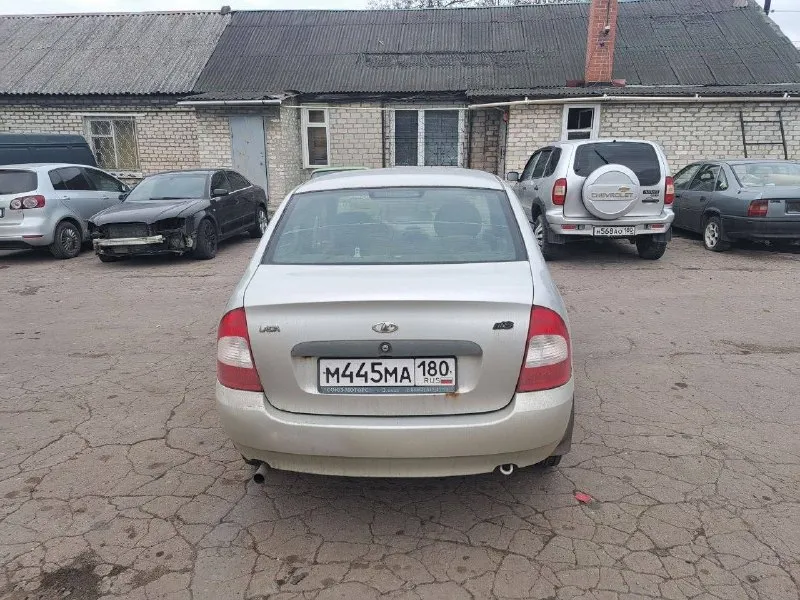 Калина 7 год 1.5 8 клоп на ровных доках местная машина куплена с салона один хоз цена 140 с учетом недостатков +79494660795 - фотография - 4