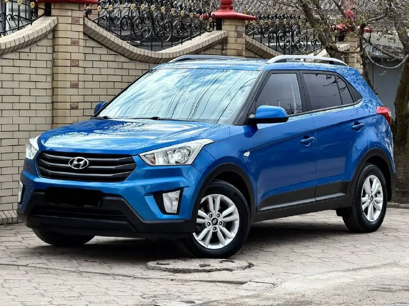 Hyundai creta год выпуска - 2016 кпп - автоматическая цена - 1.550.000₽ тел. +79493902663 либо - +7 (949) 679-98-14 продам автомобиль в идеальном состоянии, 1 хозяин из автосалона. не битая и не крашеная ( любые проверки ) простой и экономичный бензиновый двигатель 1.6 в паре с шести ступенчатой автоматической коробкой передач, работают безупречно. по ходовой части на 5+ не требует ни каких вложений. хорошая комплектация: климат-контроль; парктроник; 4эл. стеклоподъемника; подогревы всех сидений; помощь при подъеме и спуске; эл. зеркала; установлена android мультимедиа со всеми современными плюшками и не плохой акустикой; мультируль; антизанос; антибукс; круиз-контроль; камера заднего вида; штатные диски; релинги; biled оптика ( светит шикарно ) чистый и ухоженный не прокуренный салон. сигнализация с автозапуском. запаска не разу не ставилась. родной пробег 175.000км но состояние авто не побоюсь этого слова - как новое. 2 комплекта резины ( зима, лето с отличным протектором ) - фотография - 4