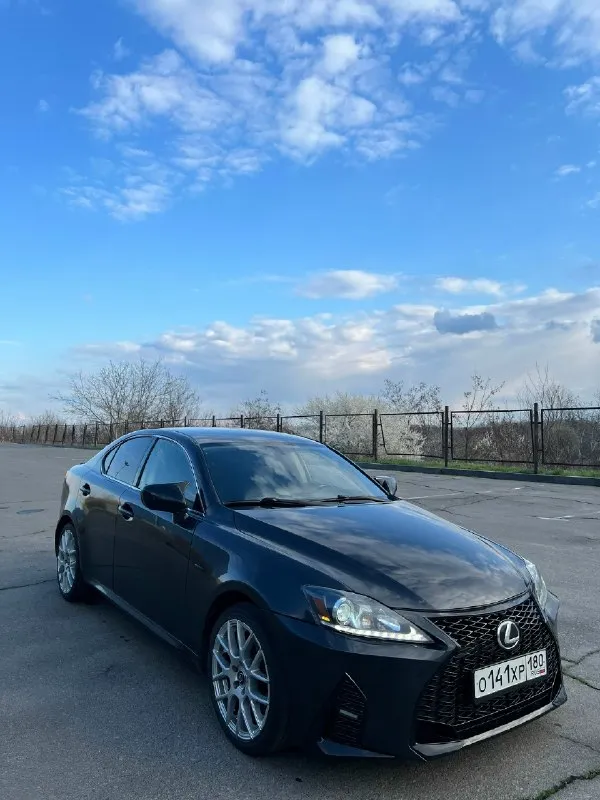 Lexus is 250 lexus is250. 2005 год мотор 2.5 (208 сил) задний привод двигатель работает без каких либо шумов. коробка надежный автомат, кузов в хорошем состоянии. салон чистый, не прокуренный дно и пороги в отличном состоянии, обработаны антикором. хорошая акустика, подогревы сидений, регулировка зеркал и складывание по обслуживанию:новый аккум, новые ступицы, заменены все жидкости и масла новые колодки, установлен приятный выхлоп 18-е диски + докатка по документам я хозяин, переоформление без проблем, номера зеркало в подарок цена 1🍋150.000 торг небольшой рассмотрю обмен ключами либо с вашей доплатой донецк + 7 949 082 59 09 📞 звоните: +7(949)0825909 - фотография - 4