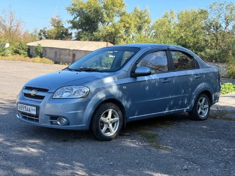 Продам chevrolet aveo t250 2006 года выпуска. Двигатель 1.6 газ-бензин механика пробег: 170 тысяч оригинального пробега усилитель руля, передние стеклоподьемники, кондиционер. Машина в хорошем состоянии как по технике так и по кузову, чистый ухоженный салон, полностью обслужена, никаких вложений не требует. Машина всю жизнь в одних руках, покупали ее в автосалоне г. Донецка в 2006 году. Цена: 480.000 рублей торг : +79495082267 г. Донецк
📞 Звоните: +7(949)5082267 - фотография - 1