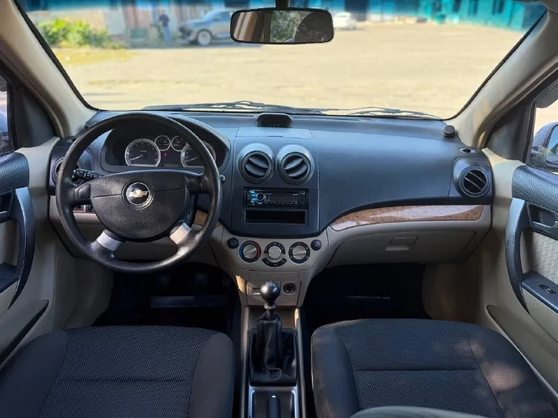 Продам chevrolet aveo t250 2006 года выпуска. Двигатель 1.6 газ-бензин механика пробег: 170 тысяч оригинального пробега усилитель руля, передние стеклоподьемники, кондиционер. Машина в хорошем состоянии как по технике так и по кузову, чистый ухоженный салон, полностью обслужена, никаких вложений не требует. Машина всю жизнь в одних руках, покупали ее в автосалоне г. Донецка в 2006 году. Цена: 480.000 рублей торг : +79495082267 г. Донецк
📞 Звоните: +7(949)5082267 - фотография - 7
