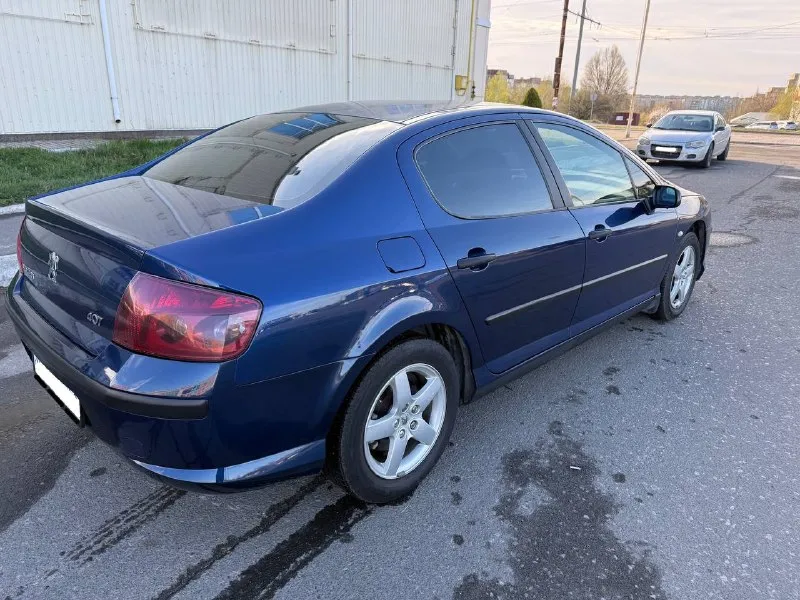 Peugeot 407, 2006 год 1.7 бензин на механике. родной пробег 250 700 км. 2 собственника. автомобиль в хорошем состоянии: кузов оцинкован, всего один косметический окрас, коррозии нет, стекла оригинальные, безопасность вся на месте. двигатель работает ровно, без посторонних шумов и ошибок. коробка передач переключается четко. комплектация: с климат-контролем, электростеклоподъемники, подогревы сидений, и др. пройден техосмотр, готов к постановке на учет в мрэо. цена: 380 000 руб, торга нет! город: донецк. телефон: +7 949 371-08-26 (есть telegram) мах. по запросу вышлем полную презентацию автомобиля с замерами лакокрасочного покрытия. 📞 звоните: +7(949)3710826 - фотография - 5
