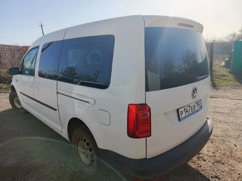 Продаётся volkswagen кадди лонг!!! грузопассажирский! 2016 года выпуска 2 литра дизель, механика. пробег 258 т. км. пригнали с германии в 2021 году. 1 владелец по птс. два комплекта резины на дисках. цена 1 🍋 790т. р. естественно торг до победы у капота!!! +79496131821 енакиево 📞 звоните: +7(949)6131821 - фотография - 5