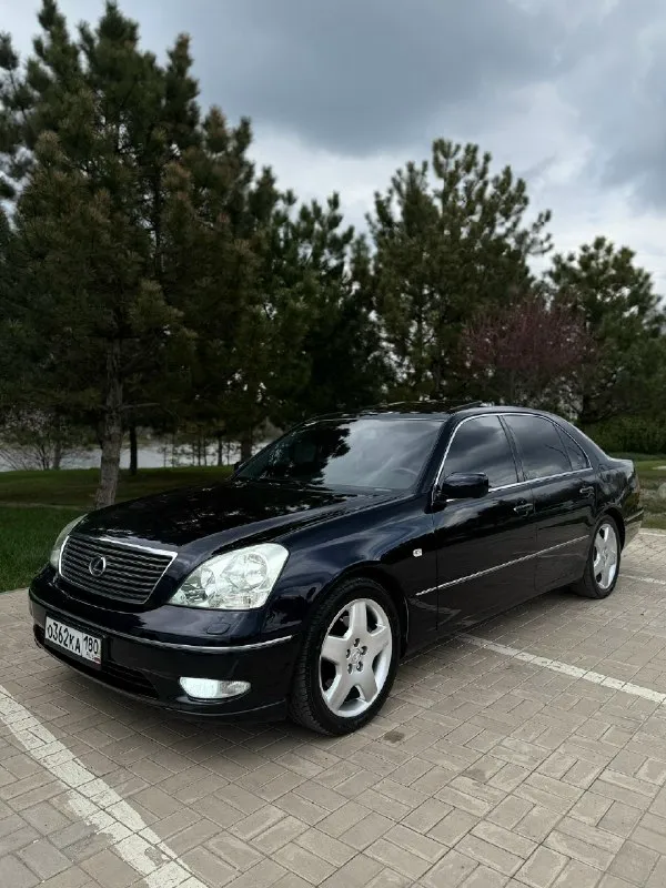 Lexus ls 430 2002 г. в. 4.3 бензин 1 хозяин ✅ машина донецкая, куплена у диллера и всю жизнь прожила здесь. двигатель работает идеально, никаких вопросов к нему нет кпп переключает плавно подвеска обслужена по технической части, все обслужено всегда своевременное то салон в хорошем состоянии, без дыр и посторонних запахов кузов ровный, в родном металле произведена полировка кузова, с наложением керамического покрытия в 3 слоя (вид нереальный🍭) без внимания не останетесь🔥 в потоке машина центр поля зрения👍 автомобиль редкий, крайне надежный и не прихотливый (кстати, запчасти всегда есть) документы чистые, переоформление без проблем быстро, мягко, комфортно и без головной боли очень живой, хозяйский аппарат за вменяемый ценник 1.1 🍋 торг есть для понимающих свои цены не предлагать, рынок знаю прекрасно, цена за него обоснована во мнении домашних экспертов, так же не нуждаюсь👌 +79493377679 +79494966734 звоните в любое время, за машину знаю все, расскажу и покажу дополнител 📞 звоните: +7(949)3377679 - фотография - 5
