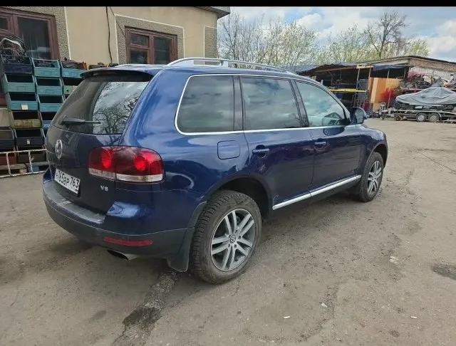 Срочно продам !!! volkswagen touareg рестайлинг!!! 2008 год двигатель bar 4.2 акпп jxs 6 ступка работает ровно без пинков!!! пневмоподвеска. работает!!!! адаптивная оптика активная рулевая рейка снят с учета! запретов нет! цена 950.000 тысяч рублей тел +79497348341 сергей 📞 звоните: +7(949)7348341 - фотография - 3