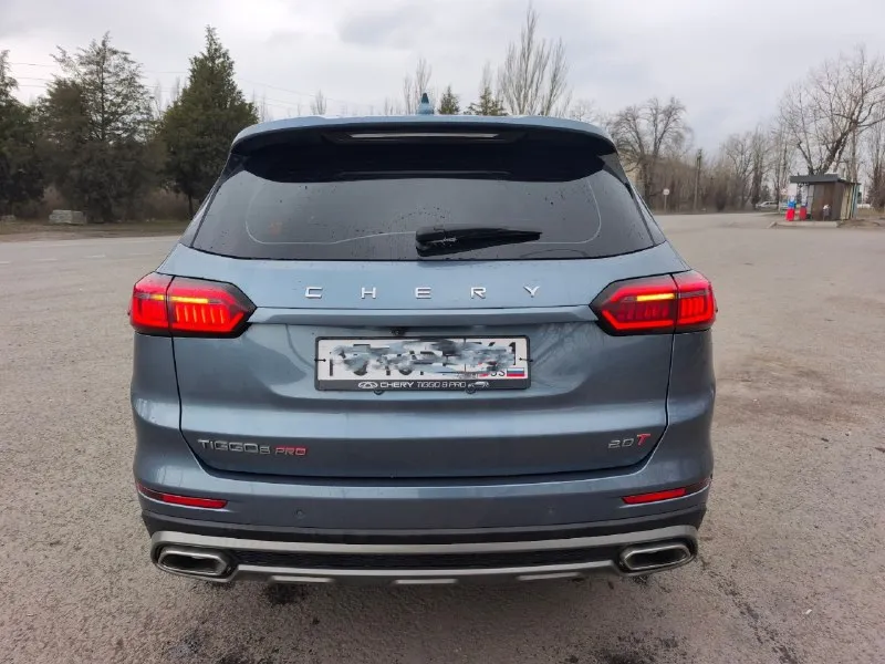 Продам chery tiggo 8 pro 2021г. двигатель 2l турбо бензин (170л. с.) автоматическая коробка передач 7 мест. техосмотр пройден (диагностическая карта в наличии) ☎ +7949-634-22-65 автомобиль в отличном состоянии! кузов без гнили и ржавчины. стекла родные. двигатель, коробка, техника, электрика все работает отлично, без вложений и проблем. обслуживался всегда у дилера. установленны все последние обновления. чистый опрятный салон. комплектация: передние, задние и боковые подушки безопасности, 7 полноценных мест (три ряда сидений), кожаный салон, четырех зонный климат контроль, без ключевой доступ, сигнализация, штатная сенсорная мультимедиа, камеры 360° с 3d проекцией окружения, полный электро пакет со складыванием зеркал, круиз контроль, мультируль, датчик света, датчик дождя, светодиодная оптика, подогрев руля и всех сидений, подогрев лобового, заднего стекла и зеркал, режимы езды, помощь при спуске, авто холд, авто ручник, ан 📞 🇷🇺 звоните: +79496342265 - фотография - 5