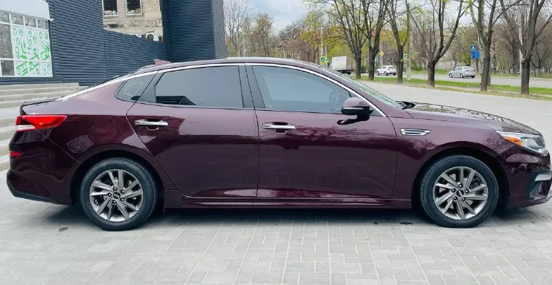 * kia optima restaling * 2019 год бензин 2.4 автомат автомобиль в хорошем состоянии ! с пред максимальной комплектацией есть все для комфортного вождения ! парктроник передние задние, подогрев сидений передних и задних, камера заднего вида, монитор с многими функциями, климат - контроль, круиз- контроль, мульти руль, авто свет лед, датчик дождя, датчик света, дистроник удерживание полосы слепые зоны и многое другое с документами полный порядок! переоформление в мрэо 🇷🇺 диагностическая карта есть тех осмотр не нужен !!!!! цена 1.735:000 ₽ тыс рублей цена снижена на два дня срочно все вопросы по телефону +7949 396 98 55 телеграмма макс также есть на этом номере!!! 📞 звоните: +7(949)3969855 - фотография - 8