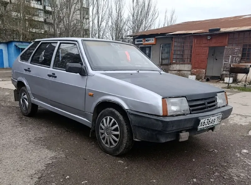 Город горловка, продам ваз 2109,2007 года выпуска, инжектор. автомобиль на полном ходу, мотор бодрый (не троит, масло не ест), коробка 5 ступка (не выбивает). по документам временный рф учёт 180 до 2028 года. цена 88 тыс. руб. небольшой торг. +79495096146 📲 tg: андрей 0110 📞 звоните: +7(949)5096146 - фотография - 2